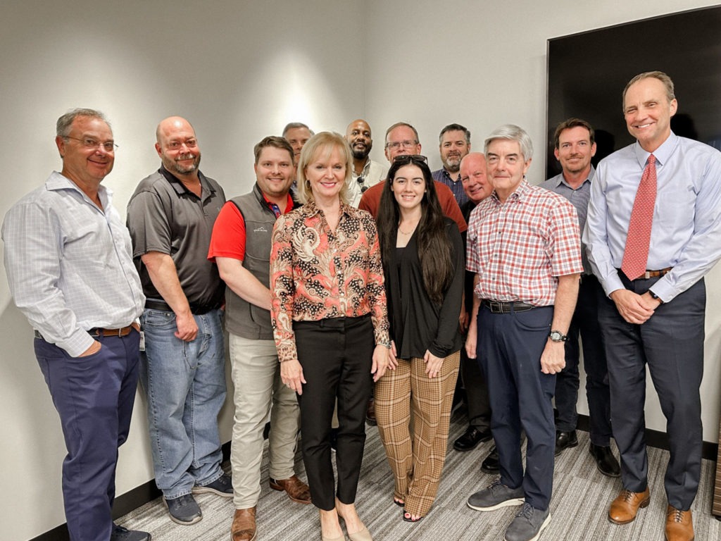 MANUFACTURING AND INFRASTRUCTURE KEY FACTORS FOR FORT WORTH'S ECONOMIC